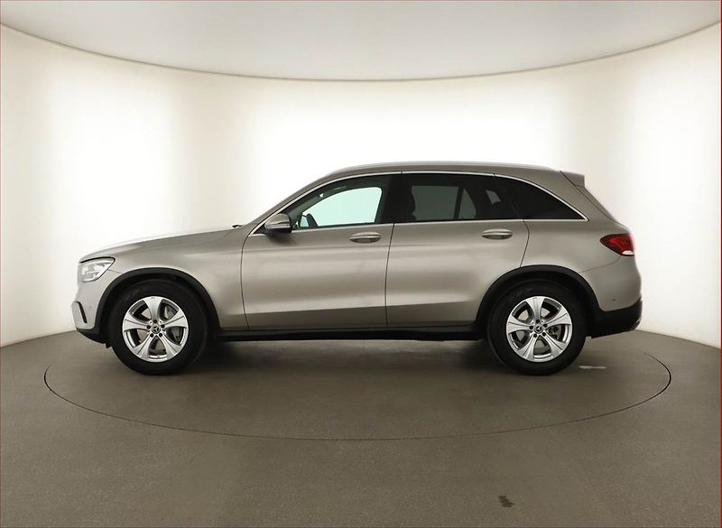 Mercedes-Benz GLC (2020) 200 4MATIC - fotka 3 z 17