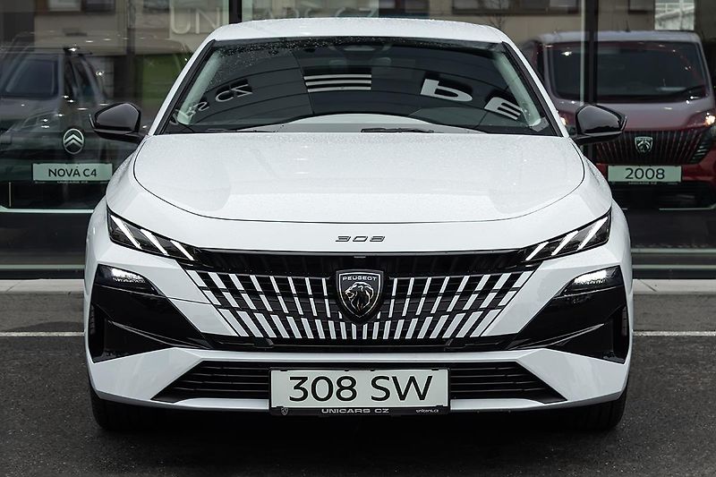 Peugeot 308 1,2 ALLURE Hybrid 145 e-DCS6 - fotka 2 z 18