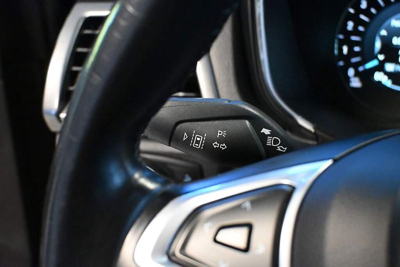 Ford Mondeo (2022) 2.0 LED ACC SONY TITANIUM 8AT - fotka 14 z 38