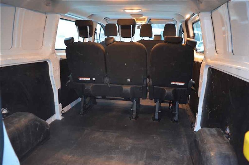 Ford Transit (2022) CUSTOM 2,0 D - fotka 15 z 16