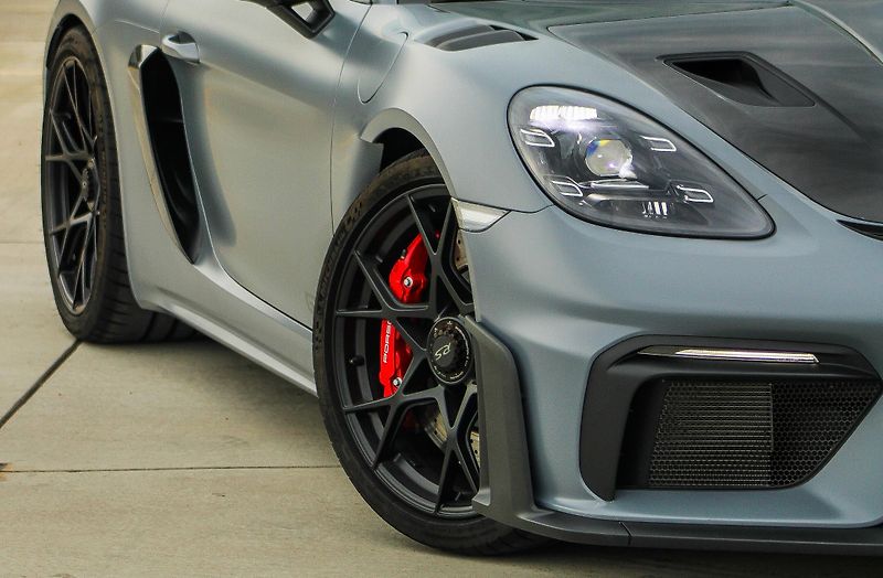 Porsche Cayman (2024) GT4RS WEISSACH - fotka 8 z 24