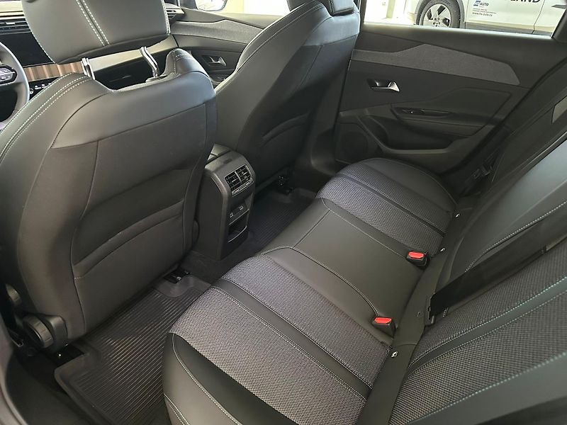 Peugeot 308 (2023) 1.2i,Allure,130HP,DPH,ZÁRUKA - fotka 10 z 20