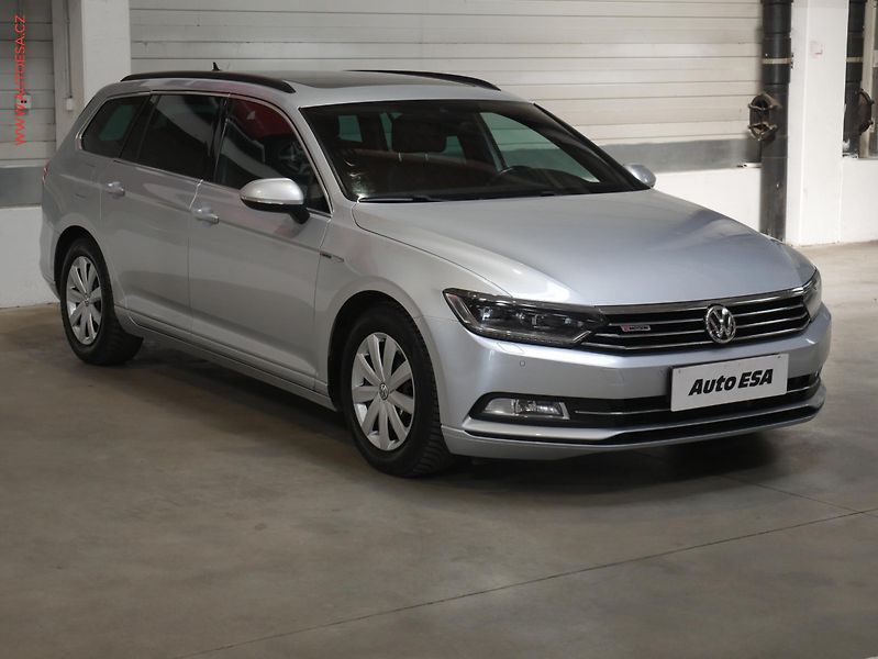 Volkswagen Passat (2015) 2.0TDI 4x4, DSG, navi, bixen - fotografie inzerátu