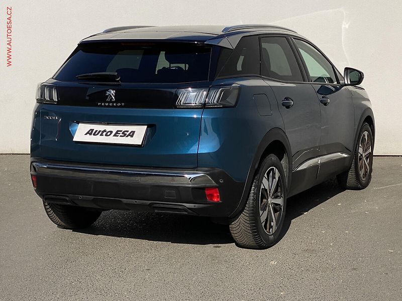 Peugeot 3008 (2021) 1.2PT, Road Trip, AT, LED - fotka 4 z 17