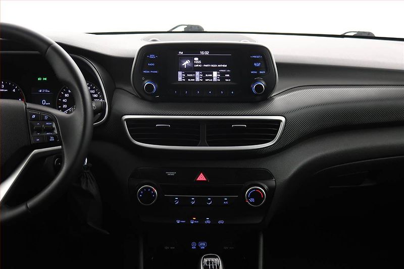 Hyundai Tucson (2019) 1.6 CRDi, 4X4, Tempomat - fotka 12 z 18
