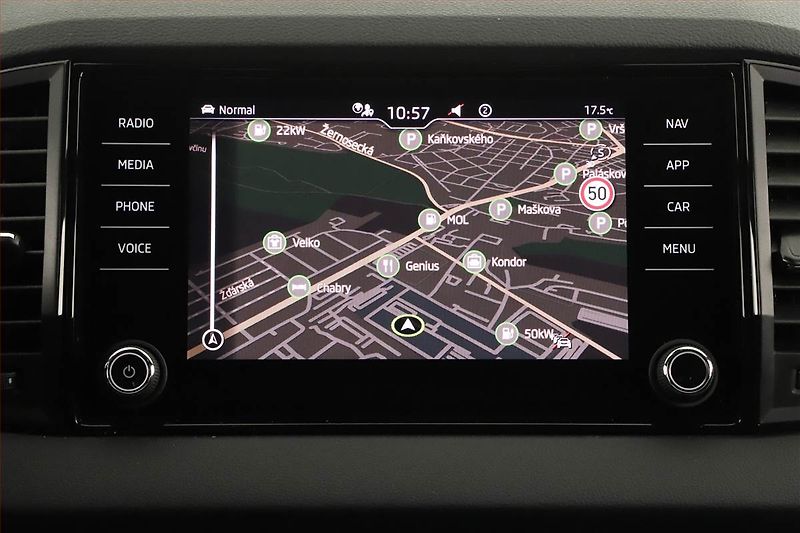 Škoda Karoq (2025) 1.5 TSI, SPORTLINE, AUTOMAT - fotka 14 z 24