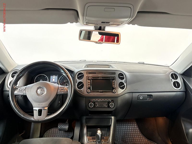 Volkswagen Tiguan (2011) 2.0 TDi 4x4, ČR, Sport, DSG - fotka 8 z 16