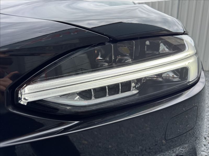 Volvo S90 2,0 D5 AWD INSCRIPTION DPH ČR - fotka 9 z 50
