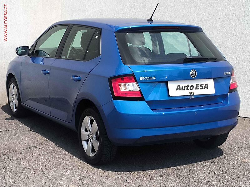 Škoda Fabia (2016) 1.2 TSI, 2.maj,ČR, AC - fotka 6 z 19
