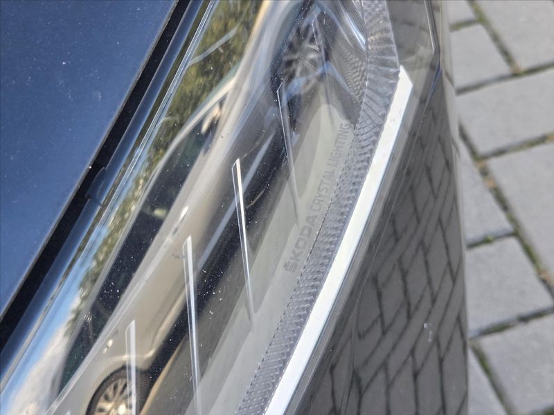 Škoda Octavia 1,5 eTSi 110kW DSG Style Plus - fotka 23 z 25