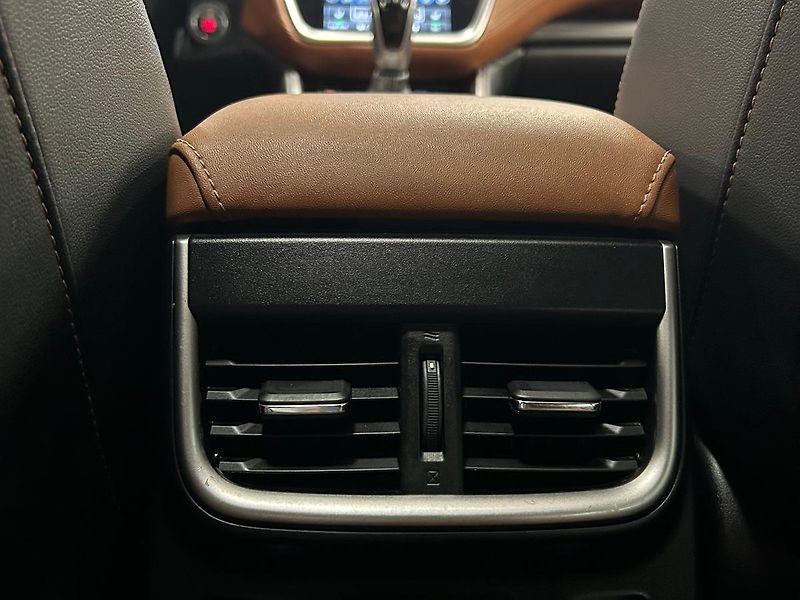 Subaru Outback (2023) 2.5 TOURING 2023 | Záruka - fotka 16 z 30