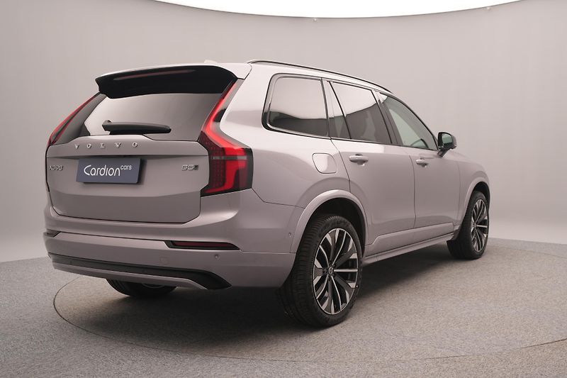 Volvo XC90 (2026) B5 AWD AUT DARK PLUS 7-míst - fotka 12 z 25