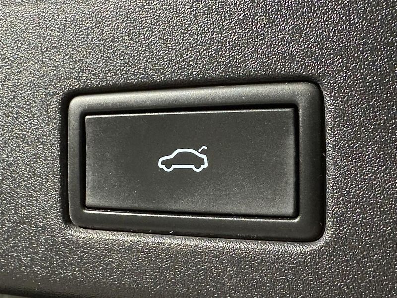 Volkswagen ID.4 4x4 GTX Pro IQ Light Assist - fotka 13 z 49