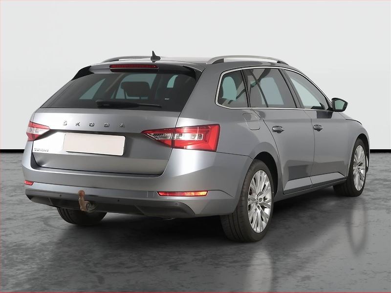 Škoda Superb (2020) Style 2.0 TDI, Automat - fotka 5 z 19