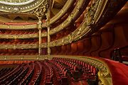 V Palais de Garnier je přes dva tisíce míst k sezení