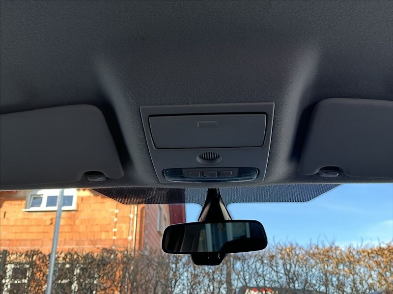 Ford S-MAX 2,0 TDCI 140PS  Trend - fotka 27 z 49