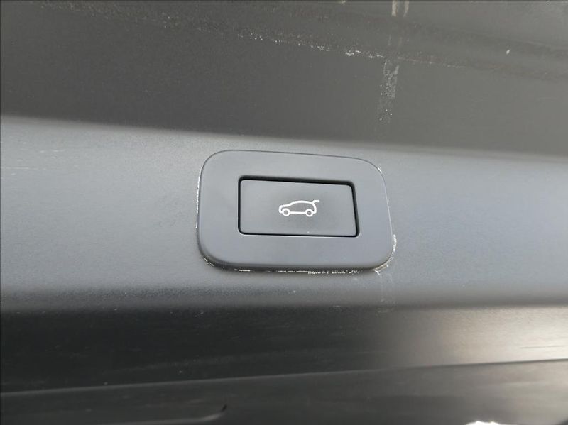 Land Rover Range Rover Sport 4,4 P530 First Edt,ČR,1maj,DPH - fotka 54 z 58