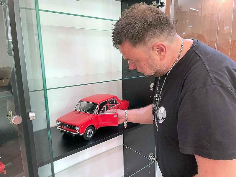 Zámek v Bravanticích na Novojičínsku zahájí v sobotu 7. června návštěvnickou sezonu s expozicí autíček, která je vystavována vůbec poprvé, 6. 6. 2025.