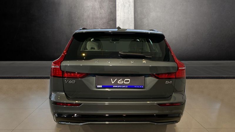 Volvo V60 (2026) PLUS DARK, B4, 145+10 kW / 197 - fotka 6 z 14