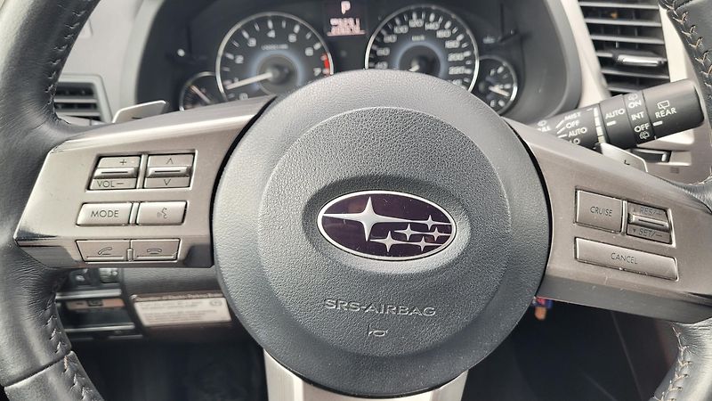 Subaru Legacy 2,5i 4x4 123 KW - fotka 23 z 24