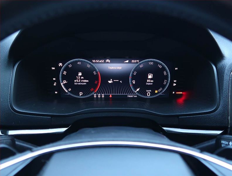 Škoda Karoq (2022) Style Plus 1.5 TSI - fotka 11 z 20