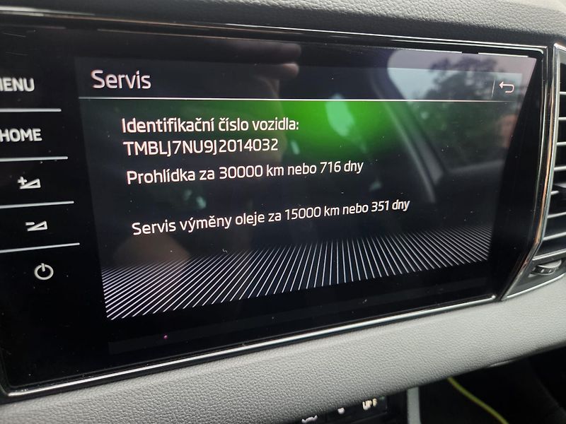 Škoda Karoq (2018) 2.0 TDI 4X4 - fotka 9 z 9