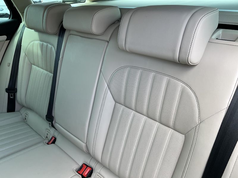 Škoda Superb 2.0TDi 110kw L&K ČR 1.MAJ DPH - fotka 26 z 50