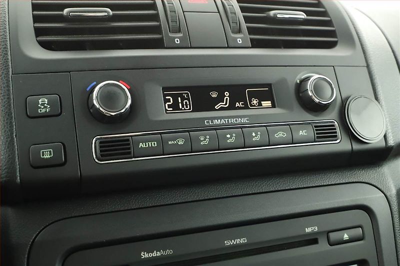 Škoda Roomster (2012) Comfort 1.2 TSI, Serv.kniha - fotka 13 z 14
