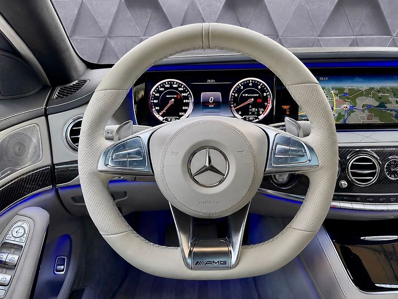Mercedes-Benz Třídy S V8 4MATIC LONG, WEBASTO, PANO - fotka 13 z 28