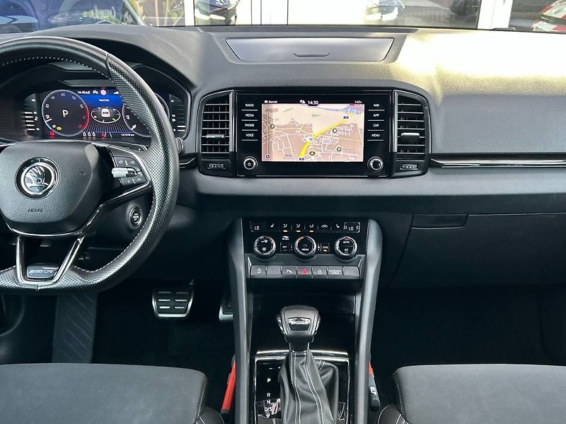 Škoda Karoq (2022) 1.5 TSI 7DSG Sportline - fotka 5 z 35