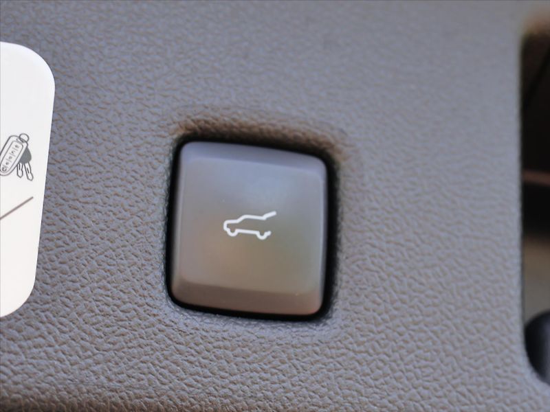 Ford Kuga 1,5 EB 110kW Titanium X CZ DPH - fotka 11 z 37