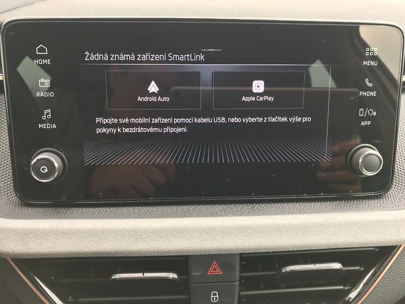 Škoda Kamiq (2024) Top Selection 1,0 TSI - fotka 12 z 26