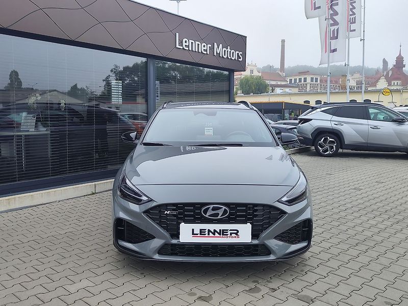 Hyundai i30 1.5 T-GDI/103kW N-Line DCT - fotka 2 z 35