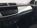 Škoda Fabia (2017) Ambition 1.2 TSI, Tempomat - náhled 12