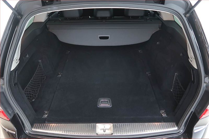 Mercedes-Benz Třídy E (2010) E 250 CDI, Automat, Navi - fotka 14 z 19