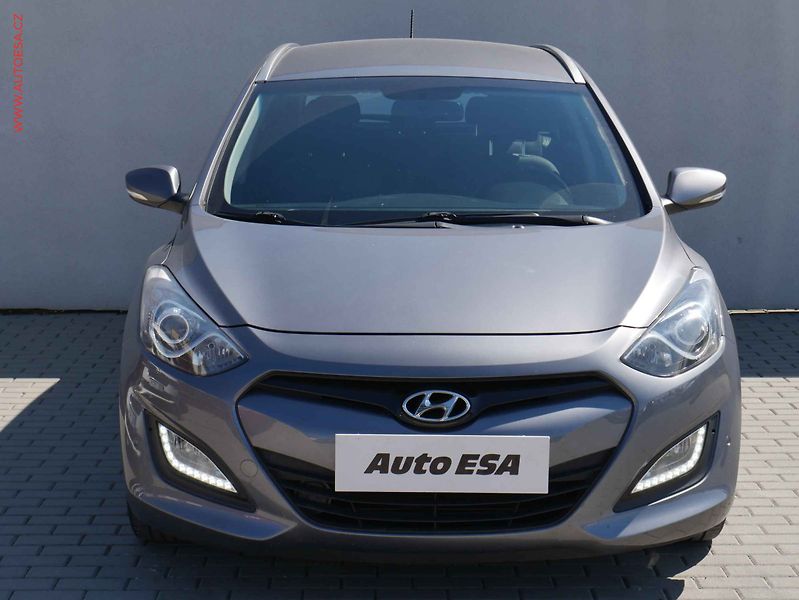 Hyundai i30 (2012) 1.6CVVT, 1.maj,ČR, AC, TZ - fotka 2 z 18