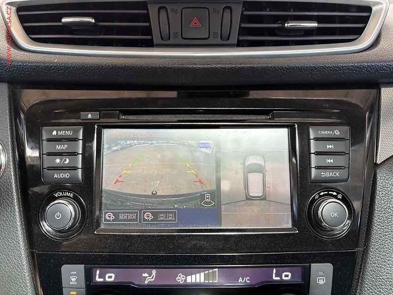 Nissan Qashqai (2019) 1.7 dCi 4x4, Tekna, AT, LED - fotka 15 z 17