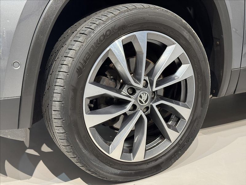 Škoda Kodiaq 2,0 TDi  DSG 4x4 Tour Virtual - fotka 6 z 46
