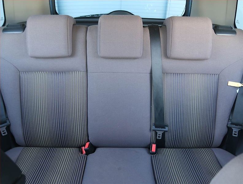 Ford Fusion (2006) 1.4, Serv.kniha, po STK - fotka 10 z 15