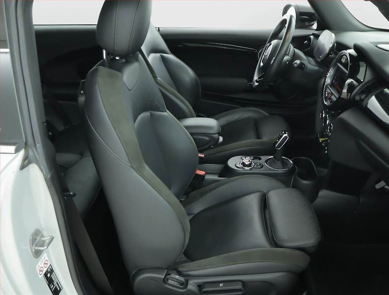 Mini Ostatní (2020) Cooper SE 32 kWh, SoH 96% - fotka 9 z 19