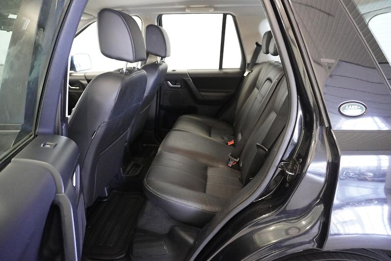 Land Rover Freelander (2012) 2,2T LEATHER ETC AUTOMAT - fotka 22 z 46
