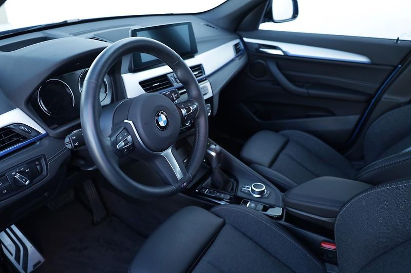 BMW X1 xDrive25e - fotka 6 z 9
