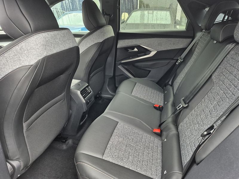 Peugeot 3008 (2026) ALLURE Hybrid 145 e-DCS6    - fotka 12 z 23