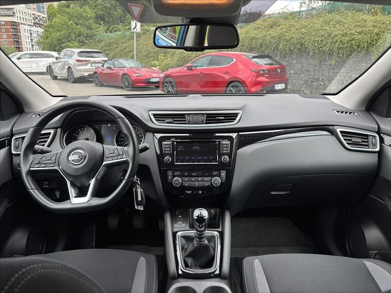 Nissan Juke 1,0 DIG-T Tekna ZÁRUKA CARPLAY - fotka 9 z 45