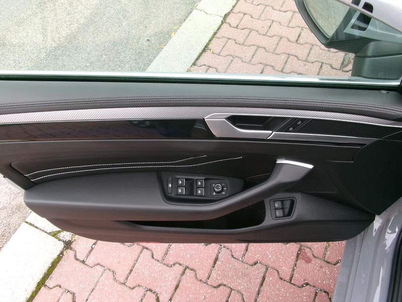 Volkswagen Arteon Shooting Brake (2023) 1,4TSI E-hybrid R-Line WEBASTO - fotka 41 z 62