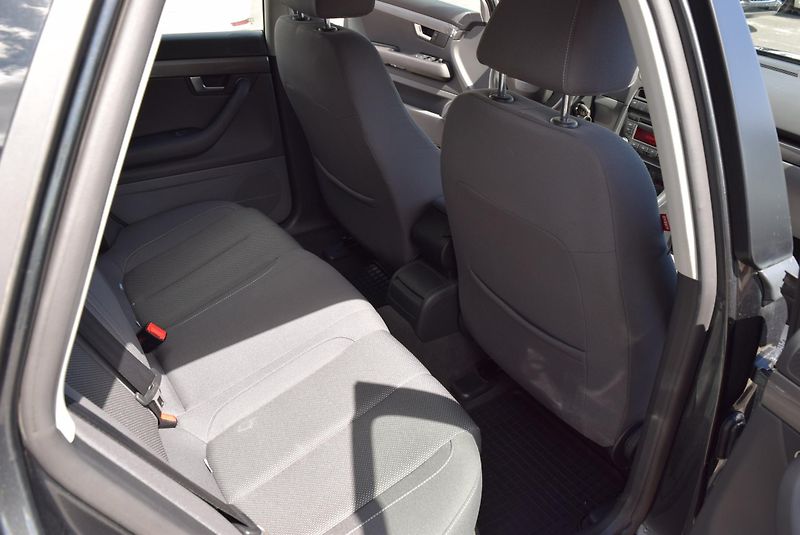 Seat Exeo (2010) 2.0TDI 88kw REFERENCE VÝHŘEVY - fotka 36 z 44