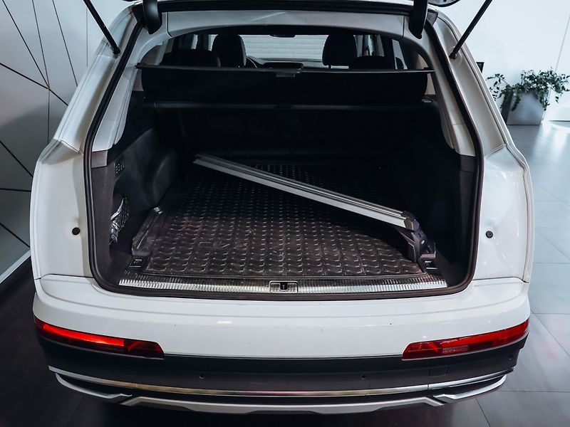 Audi Q7 3.0TDI Quattro 210kW - fotka 7 z 31