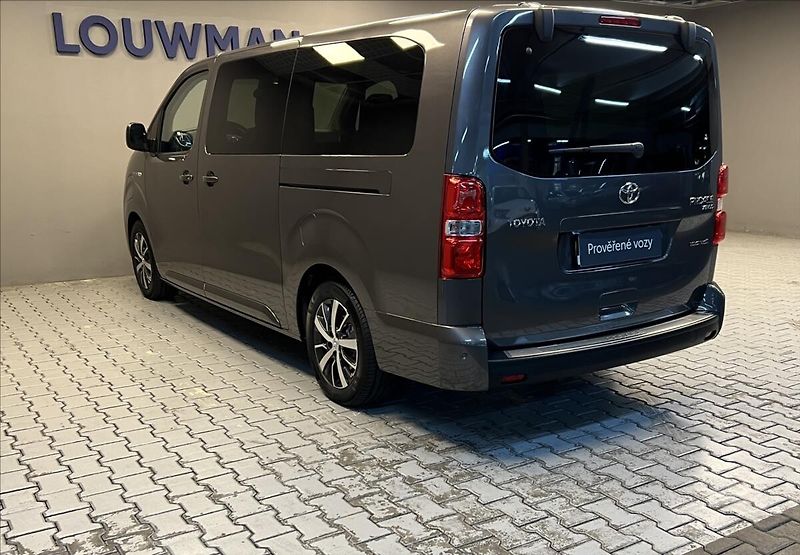 Toyota ProAce Verso EV AT VIP L2 - fotka 14 z 15