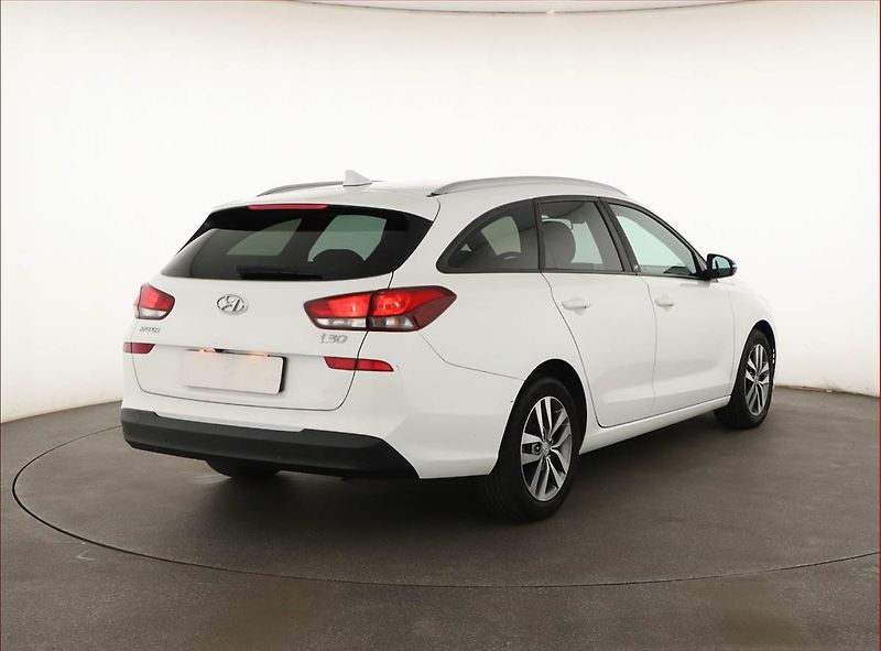 Hyundai i30 (2019) 1.4 T-GDI, ČR,1.maj - fotka 5 z 18