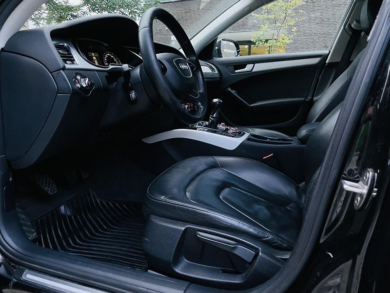 Audi A4 2.0TDI MAN 1MAJITEL VÝHŘEV LED - fotka 28 z 42